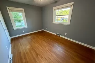 717 Hazelwood Dr, Vermilion, OH 44089 - Photo 16