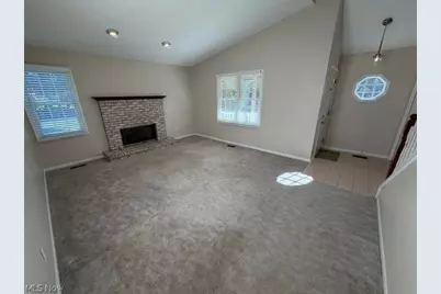 240 Steeplechase, Wickliffe, OH 44092 - Photo 2