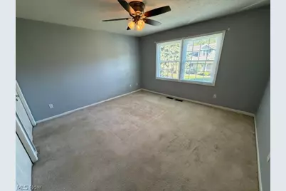 240 Steeplechase, Wickliffe, OH 44092 - Photo 10