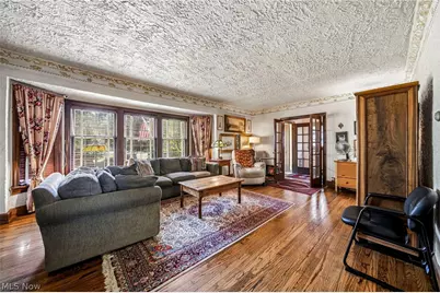 19621 Sussex Road, Huber Heights, OH 44122 - Photo 4