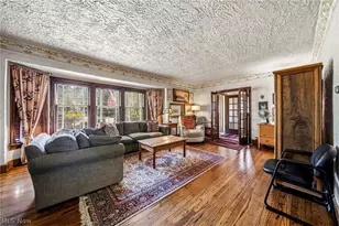 19621 Sussex Rd, Huber Heights, OH 44122 - Photo 4