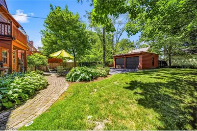 19621 Sussex Road, Huber Heights, OH 44122 - Photo 40