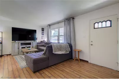 410 Southward Drive, Youngstown, OH 44515 - Photo 8