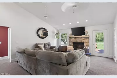 10650 Holi Dale Drive, Chardon, OH 44024 - Photo 8