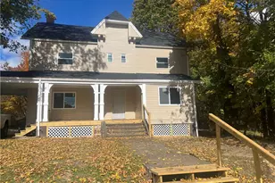 34 Illinois Ave, Youngstown, OH 44505 - Photo 2