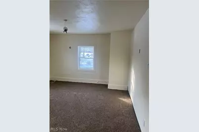 34 Illinois Avenue, Youngstown, OH 44505 - Photo 12