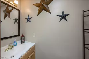 824-826 Reno Dr, Louisville, OH 44641 - Photo 8