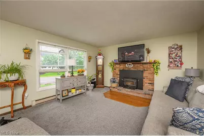 824-826 Reno Drive, Louisville, OH 44641 - Photo 10