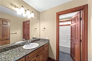 6424 Highland Green Dr, Medina, OH 44256 - Photo 32
