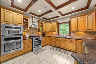 6424 Highland Green Dr, Medina, OH 44256 - Photo 12