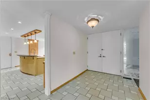 478 Tamiami Trail, Akron, OH 44303 - Photo 4
