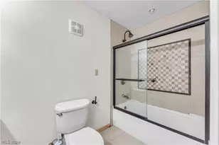 478 Tamiami Trail, Akron, OH 44303 - Photo 28