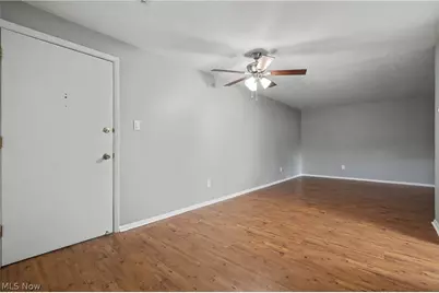 3068 Kent Road #206, Stow, OH 44224 - Photo 8