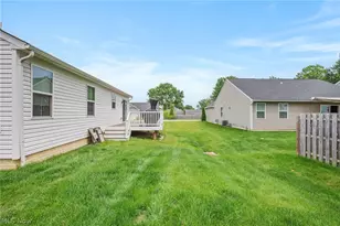 171 Eagle Cir, Amherst, OH 44001 - Photo 34