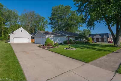 700 Harris Road, Sheffield Lake, OH 44054 - Photo 4