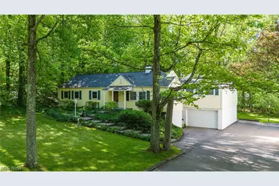 8253 Summit Drive, Chagrin Falls, OH 44023 - Photo 1