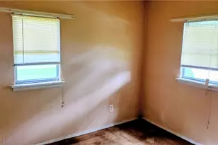 2399 Bonna Dr, Uniontown, OH 44685 - Photo 10