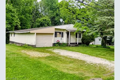 2399 Bonna Drive, Uniontown, OH 44685 - Photo 2