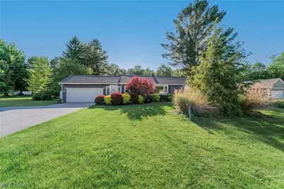 543 N Lake Street, Madison, OH 44057 - Photo 1