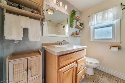 543 N Lake Street, Madison, OH 44057 - Photo 26