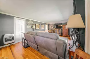 543 N Lake St, Madison, OH 44057 - Photo 10