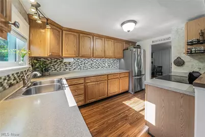 543 N Lake Street, Madison, OH 44057 - Photo 14