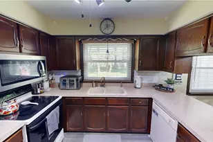 318 Ingram Dr, Boardman, OH 44512 - Photo 6