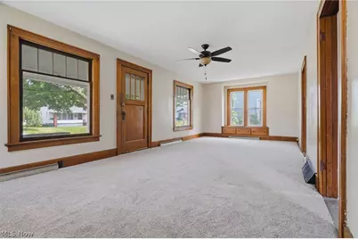 2321 S Arch Avenue S, Alliance, OH 44601 - Photo 4