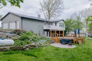 9717 Stephen Dr, Minerva, OH 44657 - Photo 2