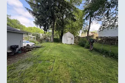 1599 Herkender Avenue, Akron, OH 44310 - Photo 16