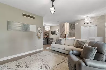 3097 Brumbaugh Street NW, Uniontown, OH 44720 - Photo 8