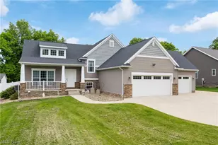3097 Brumbaugh St NW, Uniontown, OH 44720 - Photo 4