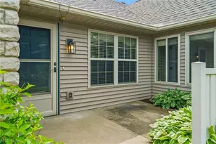 8717 Dublin Ridge Cir NW, Massillon, OH 44646 - Photo 2