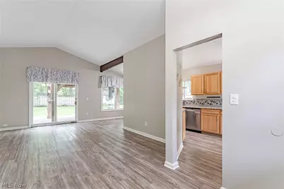 23823 Beaumont Drive, North Olmsted, OH 44070 - Photo 4