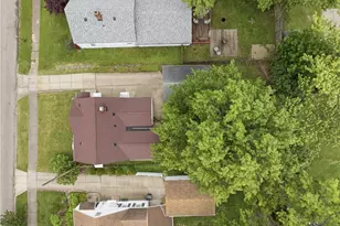 1585 Thornapple Ave, Akron, OH 44301 - Photo 36