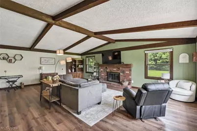 183 Sunrise Drive, Amherst, OH 44001 - Photo 4