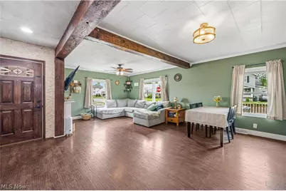 529 Park Avenue NW, New Philadelphia, OH 44663 - Photo 2