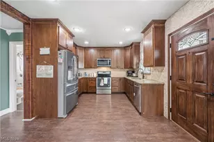 529 Park Ave NW, New Philadelphia, OH 44663 - Photo 6