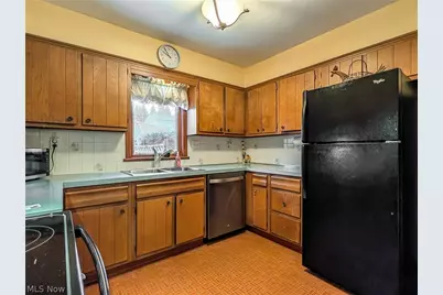 3049 Straley Lane, Youngstown, OH 44511 - Photo 8
