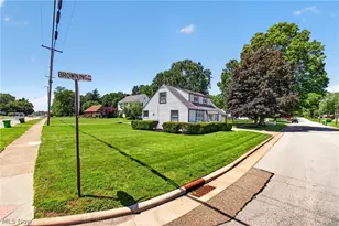 1201 Portage St NW, North Canton, OH 44720 - Photo 2