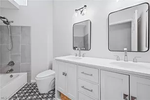 347 N Bayshore Dr, Columbiana, OH 44408 - Photo 18