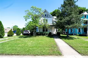 247 & 247 1/2 Ray Ave NW, New Philadelphia, OH 44663 - Photo 2