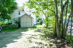 247 & 247 1/2 Ray Ave NW, New Philadelphia, OH 44663 - Photo 6