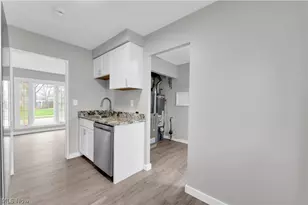 12804 Kirton Ave, Loveland, OH 44135 - Photo 10