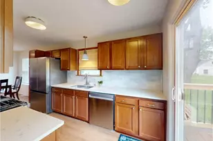 3264 Grenfall Rd, Norton, OH 44203 - Photo 8