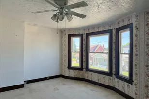 1652 Oregon Ave, Steubenville, OH 43952 - Photo 18