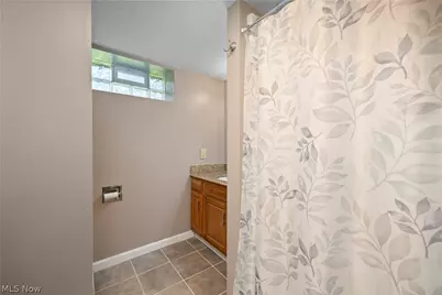 1908 Wallace Lane, Lorain, OH 44053 - Photo 36