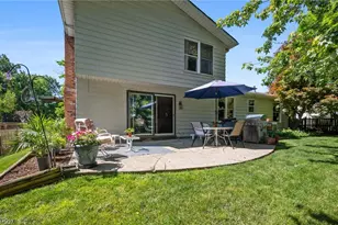 201 Melbourne Dr, Brunswick, OH 44212 - Photo 32