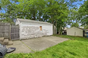 1221 Florencedale Ave, Youngstown, OH 44505 - Photo 34