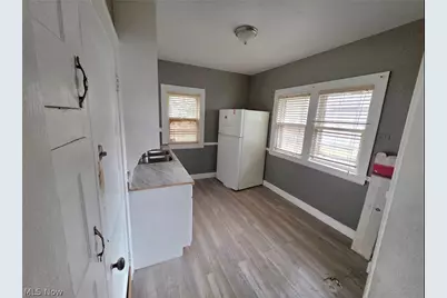16902 Endora Road, Loveland, OH 44112 - Photo 2